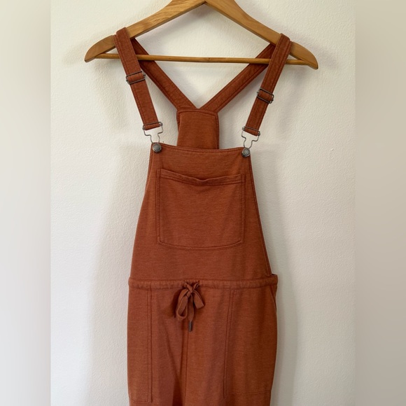 z supply 🌸 soft sweatpant material relaxed crop overalls - Picture 6 of 11